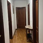 Com Varanda No Centro De Kwatera prywatna